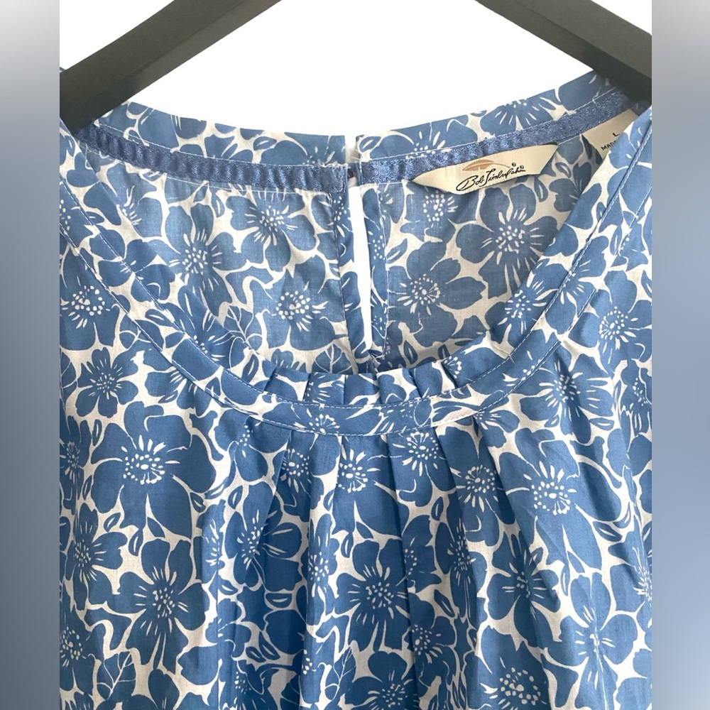 Bob Timberlake Women’s Blouse Large Floral Blue 100% Cotton Pleated Lightweight - Picture 3 of 7
